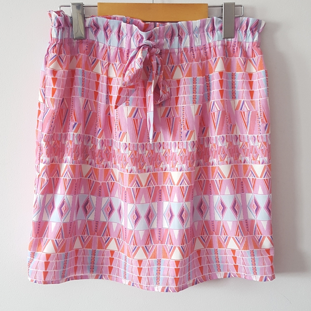 🆕️Pink Patterned Printed Skirt Medium